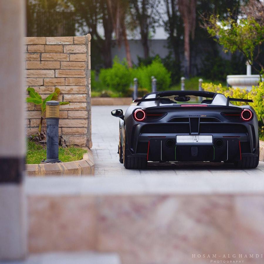  Ferrari 4XX Siracusa Spider by Mansory 2017 года  (фото 18 из 24)
